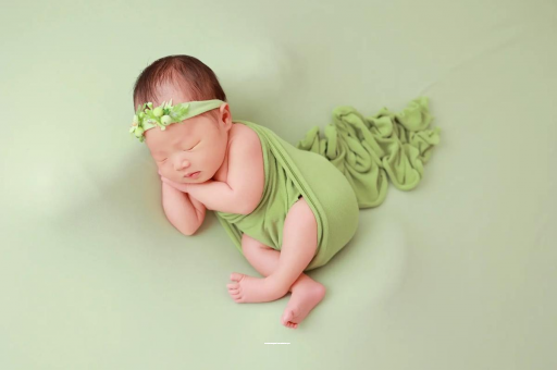 昆山宝宝边吃边拉正常吗 昆山宝宝边吃边拉正常吗